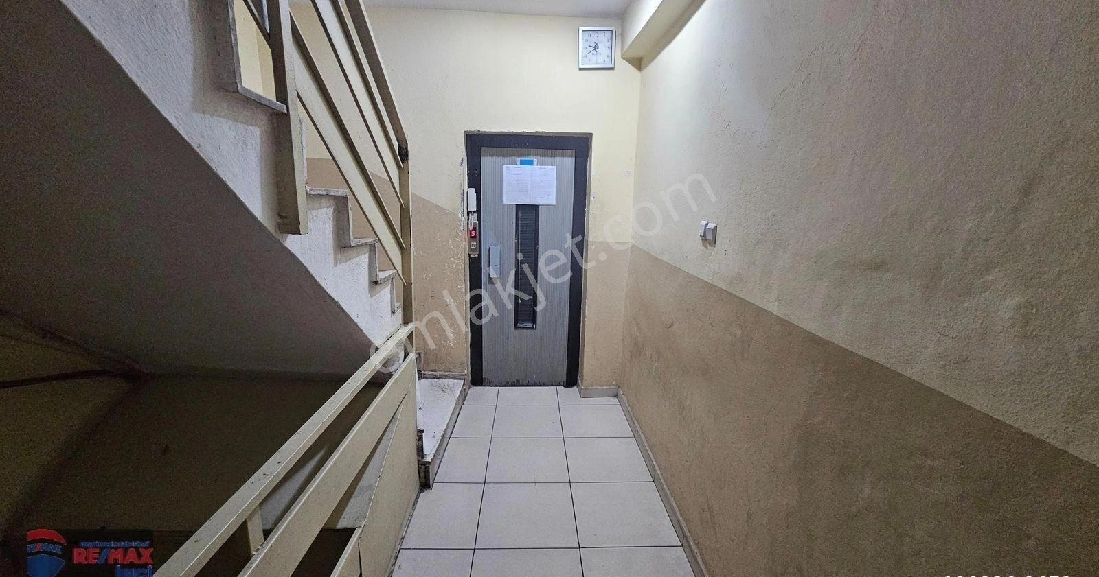 Re/max İnci'den Çarşı Merkezde Kiralık 2+1 Ofis/büro - Görsel 4
