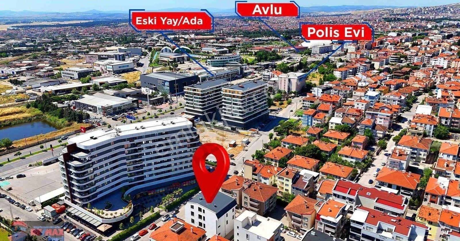 Re/max İnci'den Paşaalanı Mahallesi'nde Prestijli Komple Kiralık Bina - Görsel 10