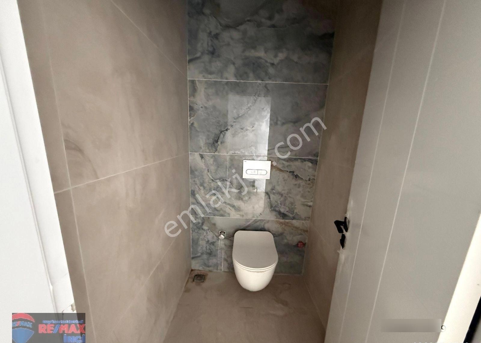 Re/max İnci'den Paşaalanı Mahallesi'nde Prestijli Komple Kiralık Bina - Görsel 30