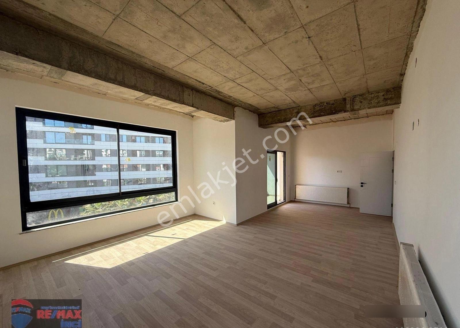 Re/max İnci'den Paşaalanı Mahallesi'nde Prestijli Komple Kiralık Bina - Görsel 15