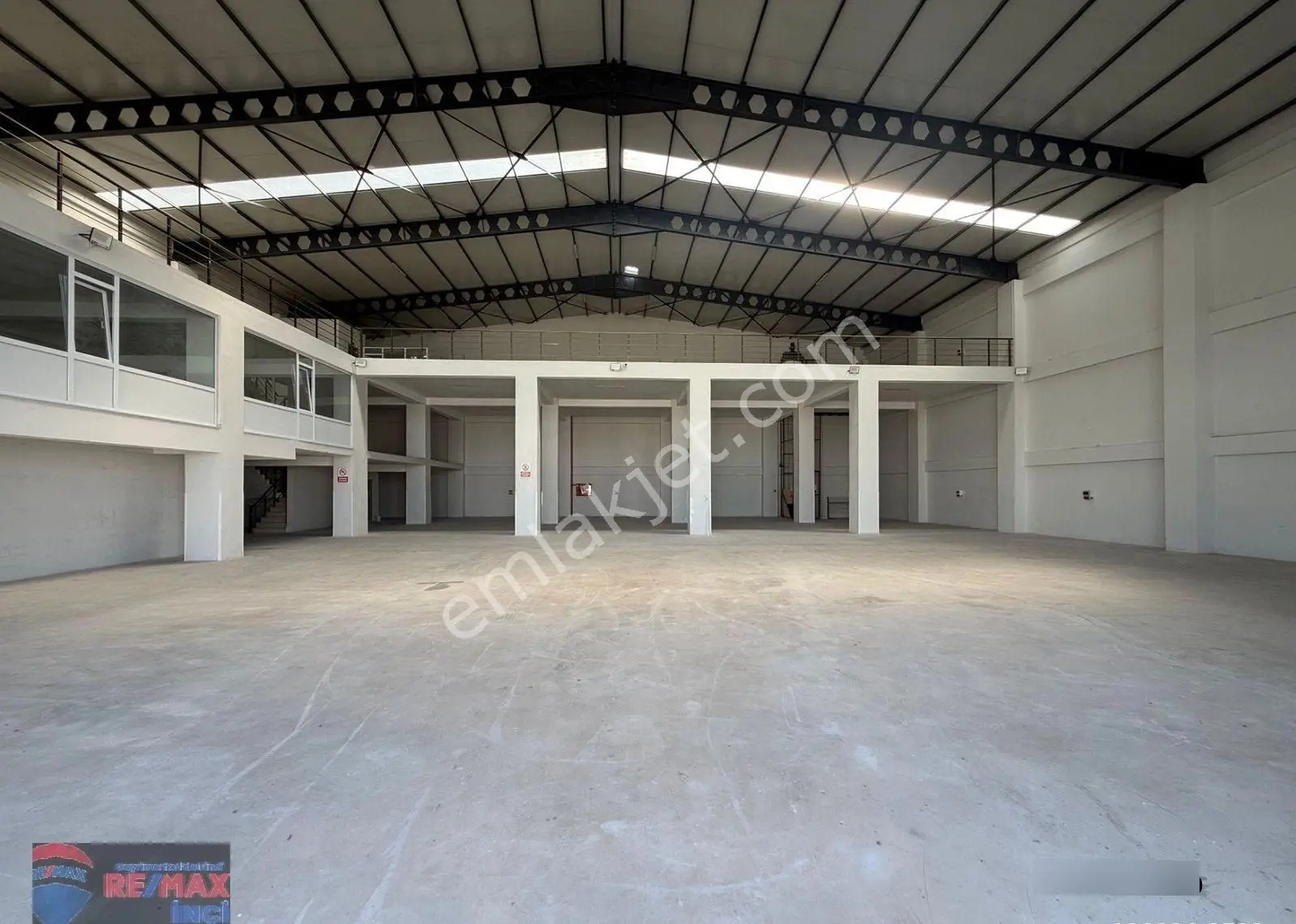 Re/max İnci'den Paşaalanı Sanayi’de Kiralık 2.520 M² Dükkan & Mağaza - Görsel 2