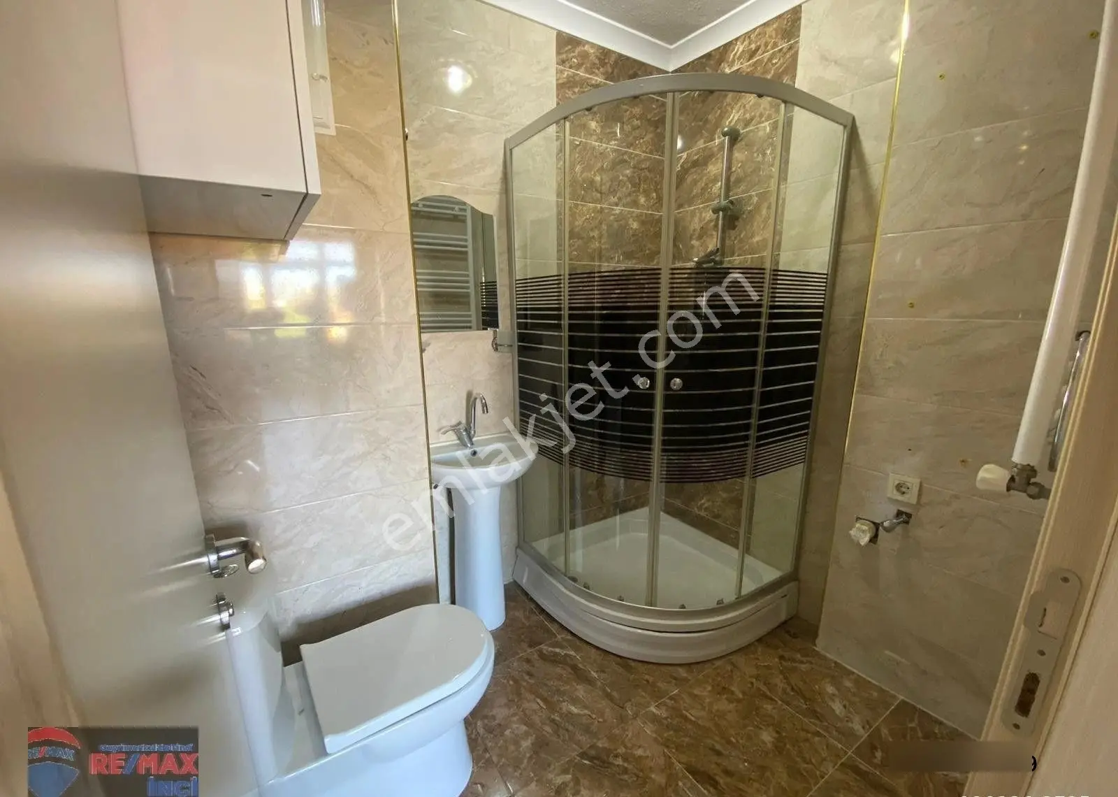 Re/max İnci'den Çakmak Caddesi Üzeri Satılık Geniş Ve Aydınlık 2+1 Daire - Görsel 48