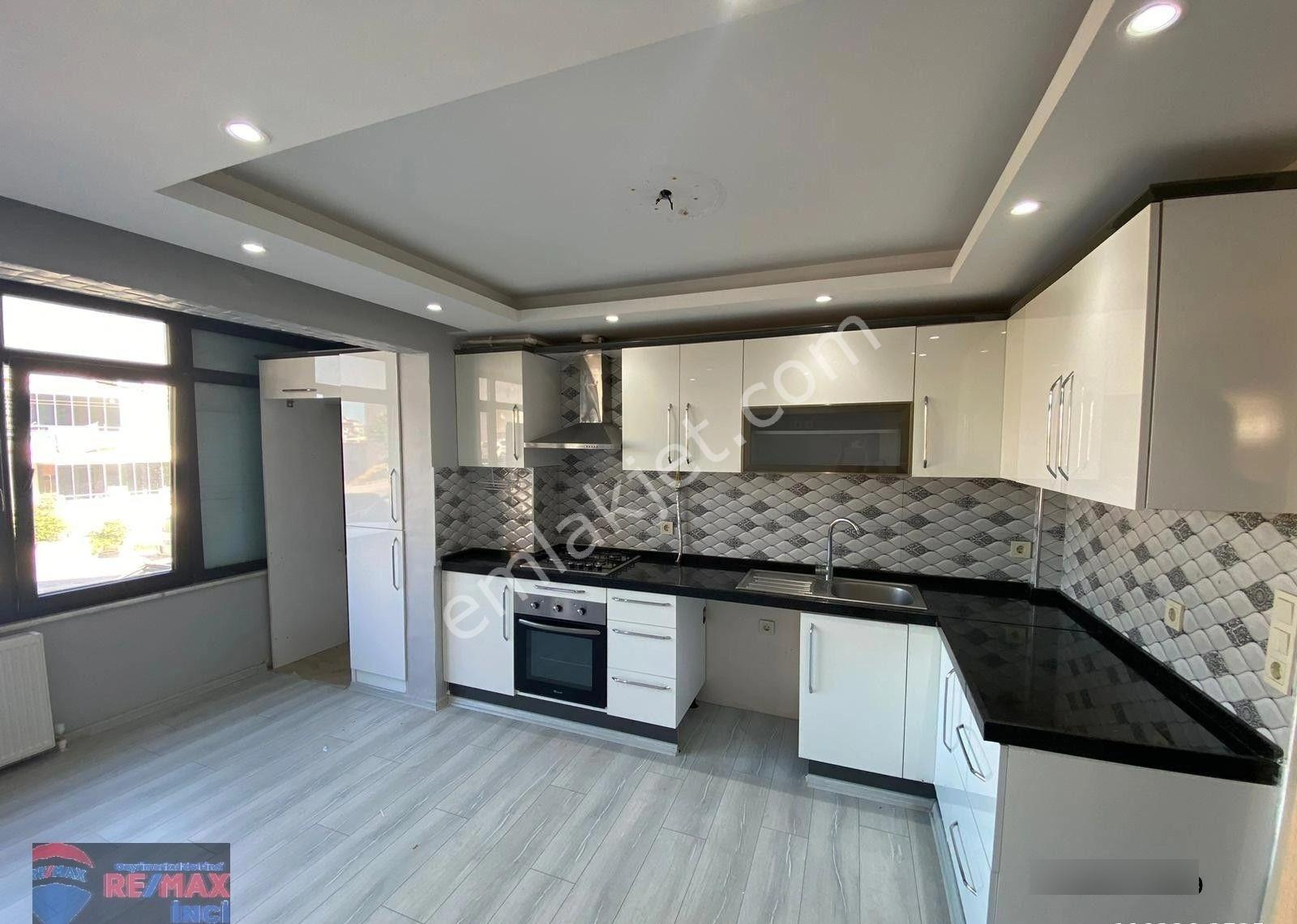 Re/max İnci'den Çakmak Caddesi Üzeri Satılık Geniş Ve Aydınlık 2+1 Daire - Görsel 44