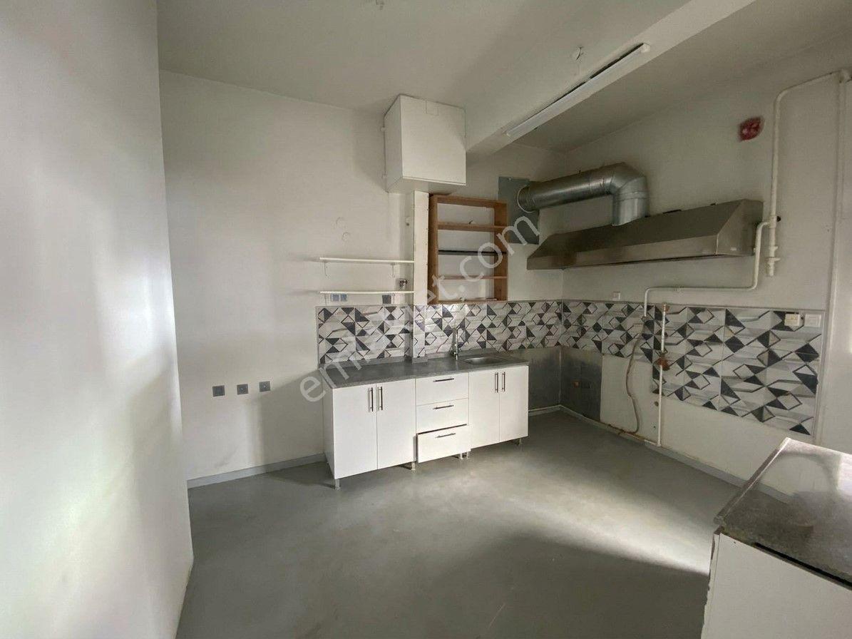 Re/max İnci'den Atalar Caddesinde Kiralık Dükkan & Mağaza - Görsel 5