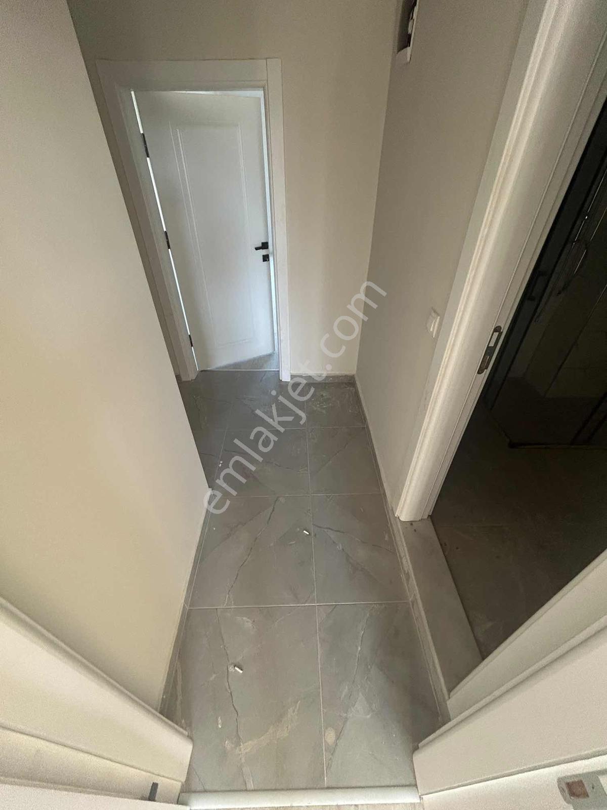 Prestijden Uygun Fiyatlı Denize 1.5 Kilometre Ara Kat 1+1 Daire - Görsel 10