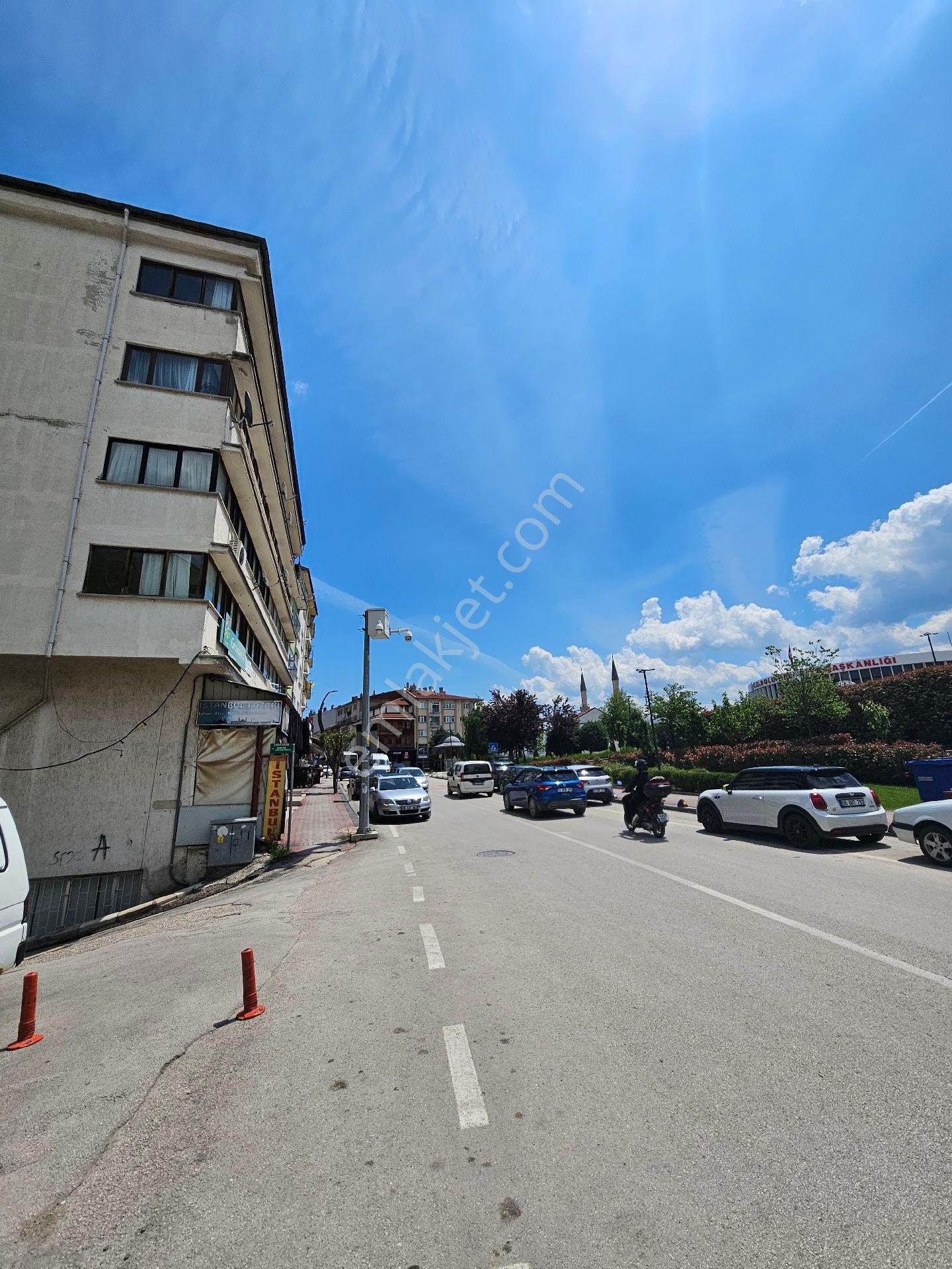 Merkezi Lokasyonda 2+1 Satılık Arakat Daire - Görsel 15