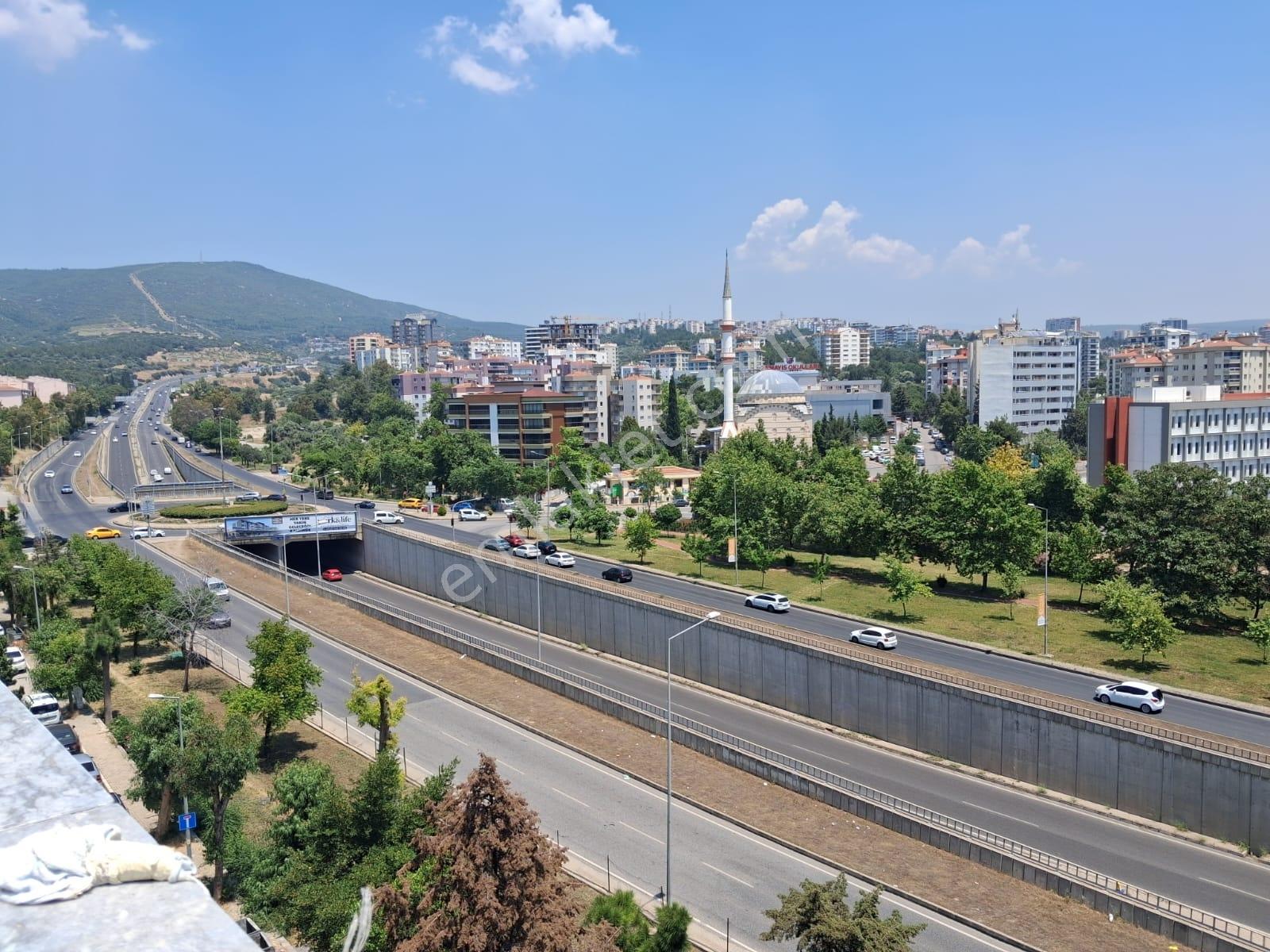 Bornova Evka 3 Metro Yakını Kiralık 4+1 Çatı Dubleksi - Görsel 27