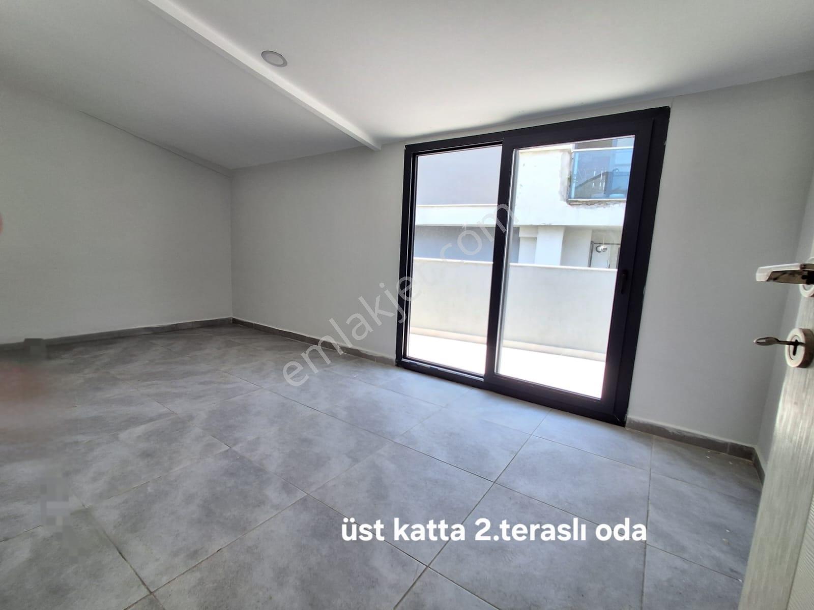 Bornova Evka 3 Metro Yakını Kiralık 4+1 Çatı Dubleksi - Görsel 9