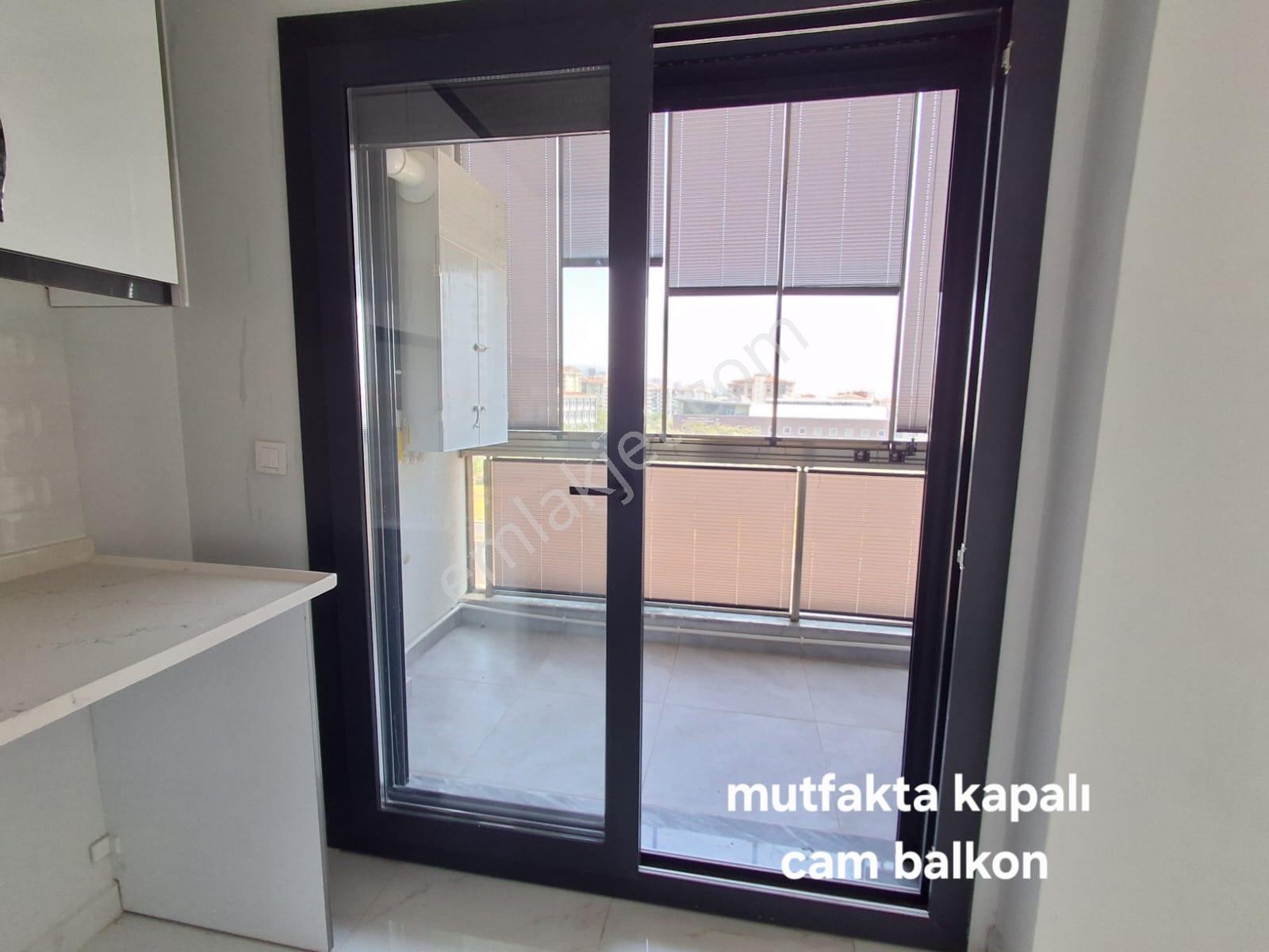 Bornova Evka 3 Metro Yakını Kiralık 4+1 Çatı Dubleksi - Görsel 14
