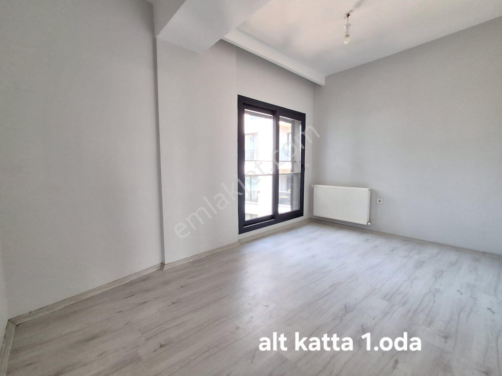 Bornova Evka 3 Metro Yakını Kiralık 4+1 Çatı Dubleksi - Görsel 16
