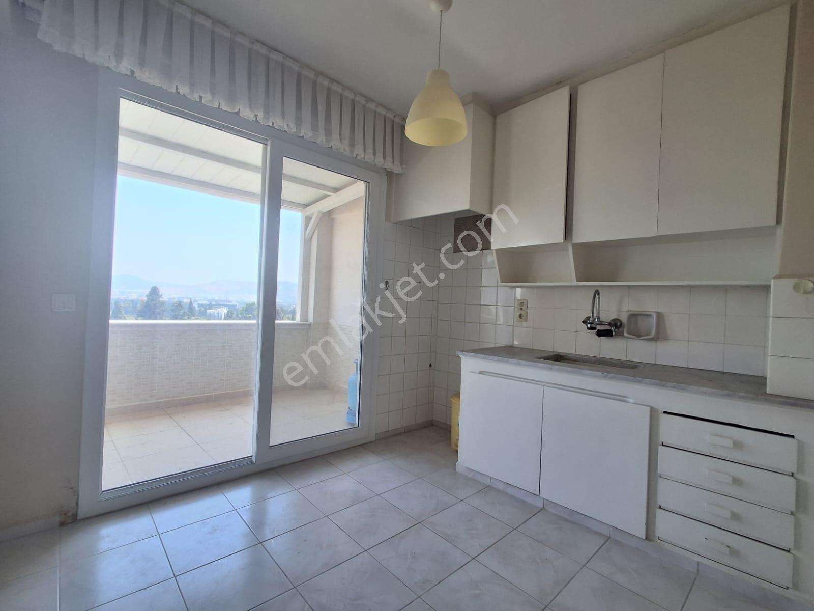 Bornova Büyük Park Karşısı Kiralık 3+1 - Görsel 28