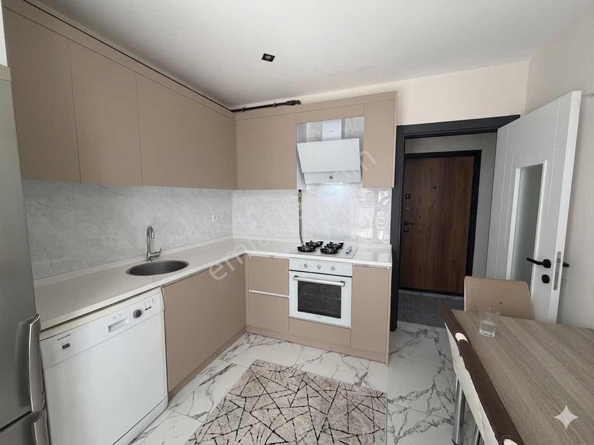 Koyundere Meydan Da 40 M2 Özel Bahçeli Ebeveyn Banyolu !! - Görsel 4