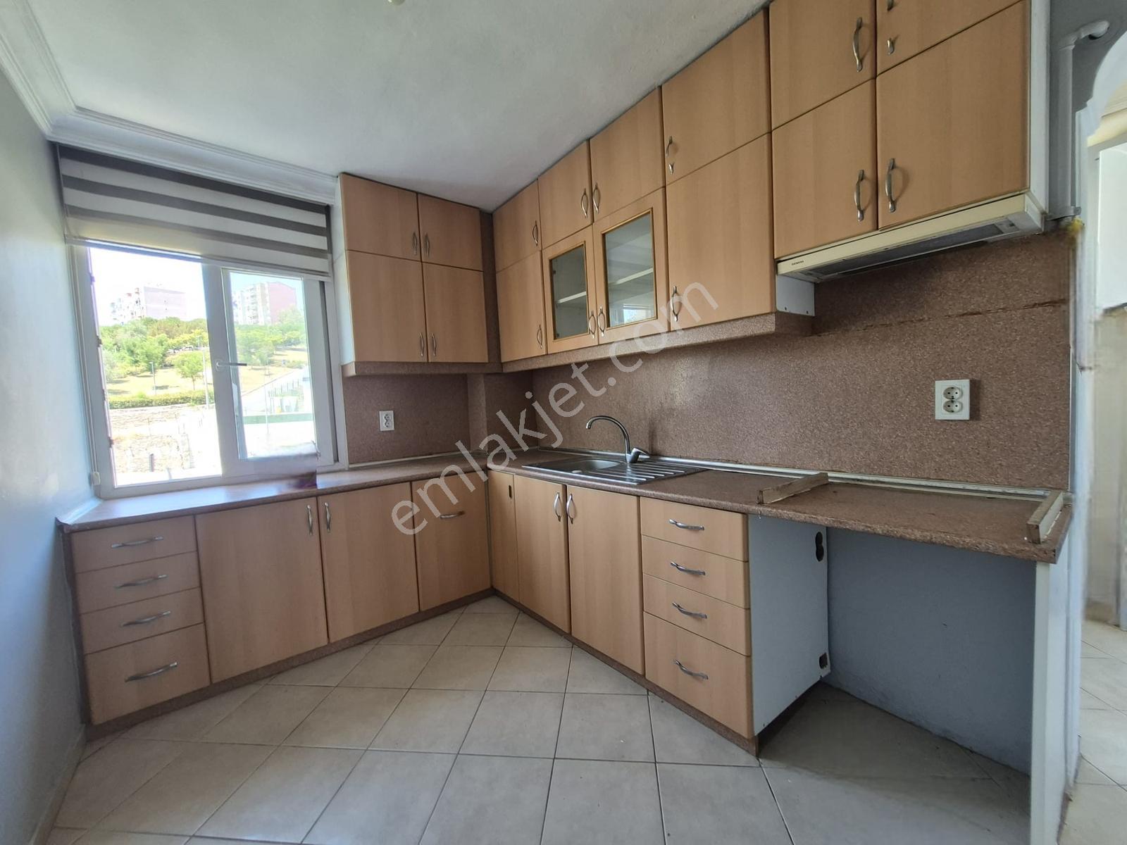 Çiğli Egekent Denizciler Sitesi 3+1deniz Manzaralı Kiralık Daire - Görsel 13
