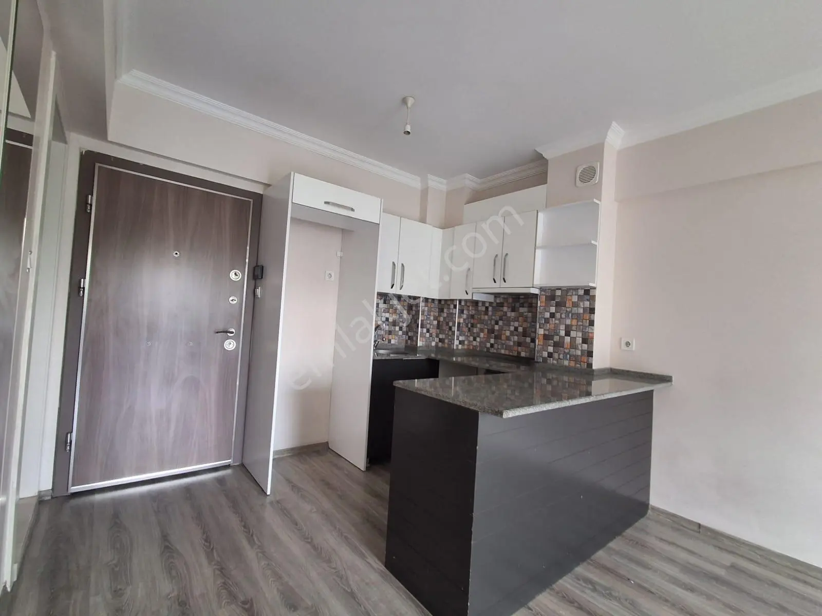Bornova Forum Ve Ege Ünv.yakını Eşyalı 1+1 Kiralık Daire - Görsel 35