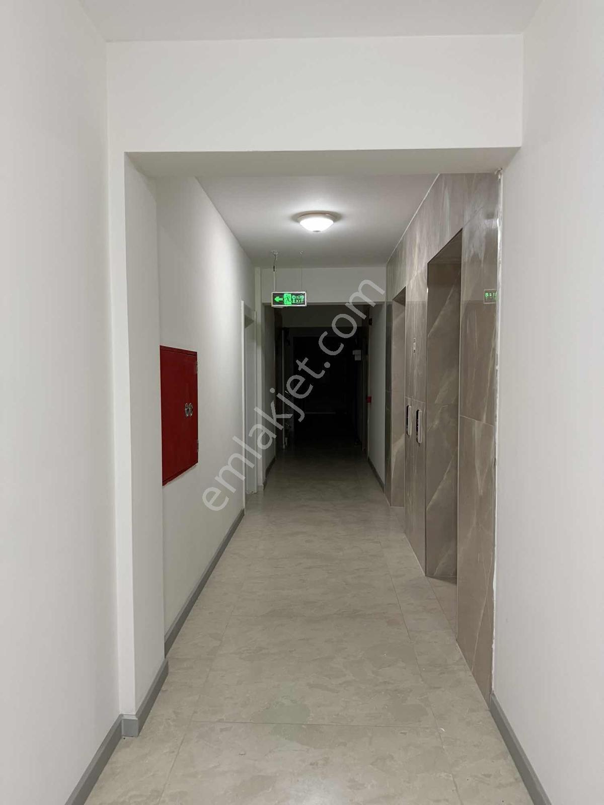 Havuz Cephe Kilerli Extralı 3+1 Krediye Uygun 120 M2 Geniş Daire - Görsel 25