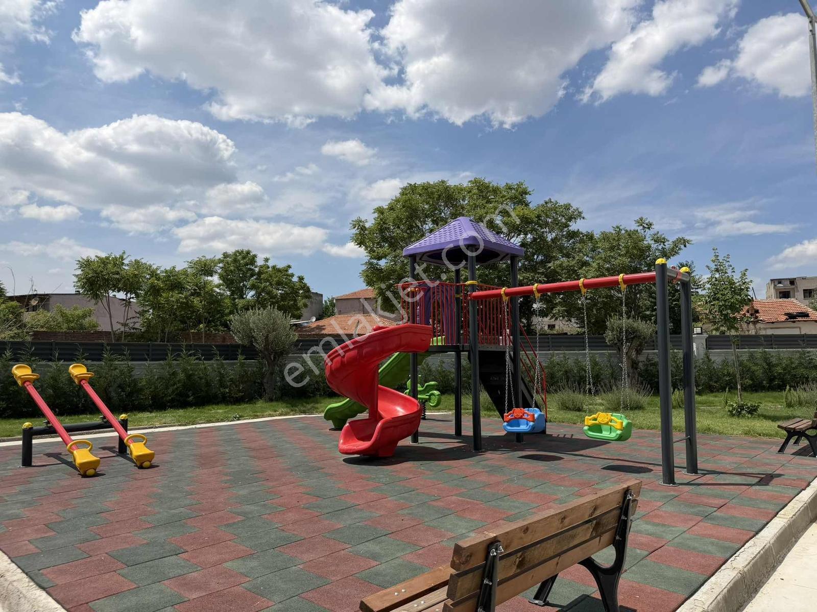 Havuz Cephe Kilerli Extralı 3+1 Krediye Uygun 120 M2 Geniş Daire - Görsel 24