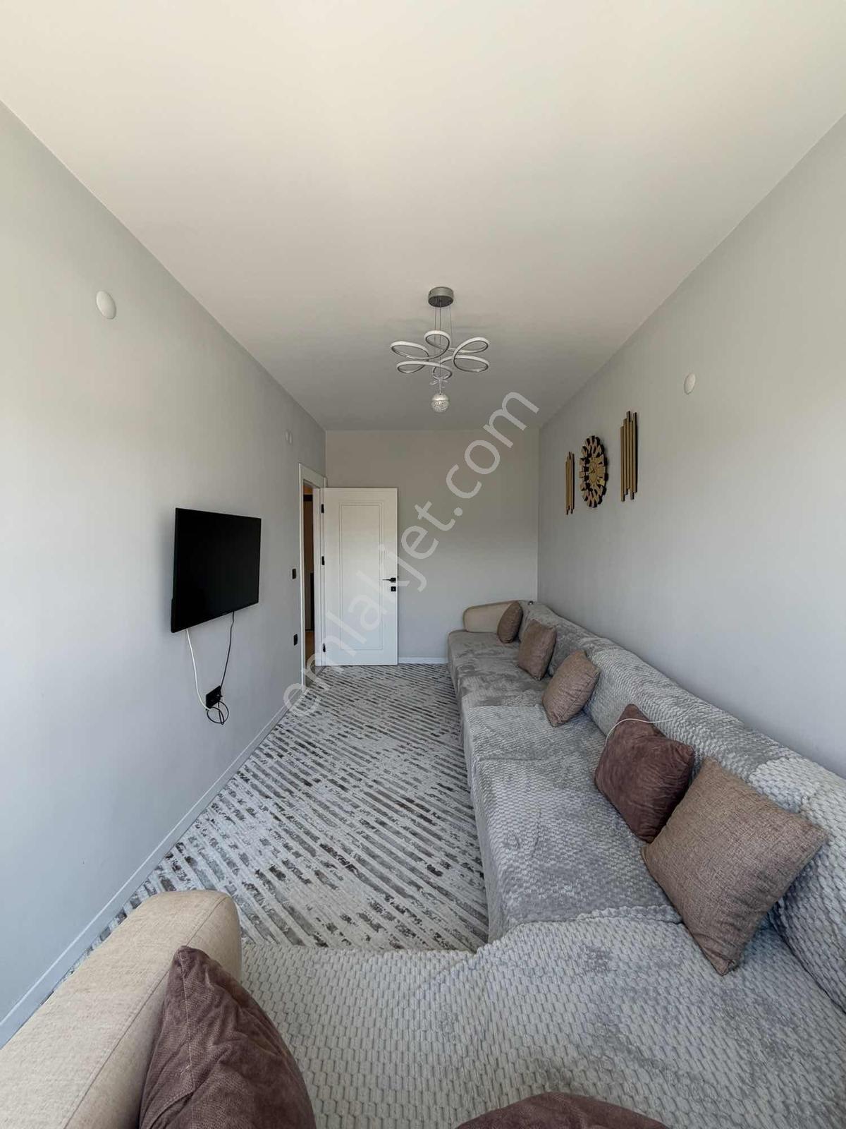 Havuz Cephe Kilerli Extralı 3+1 Krediye Uygun 120 M2 Geniş Daire - Görsel 3