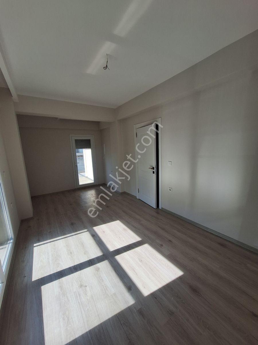 Foça Da Havuzlu Site İçinde Satılık 2+1 Bahçe Katı - Görsel 19