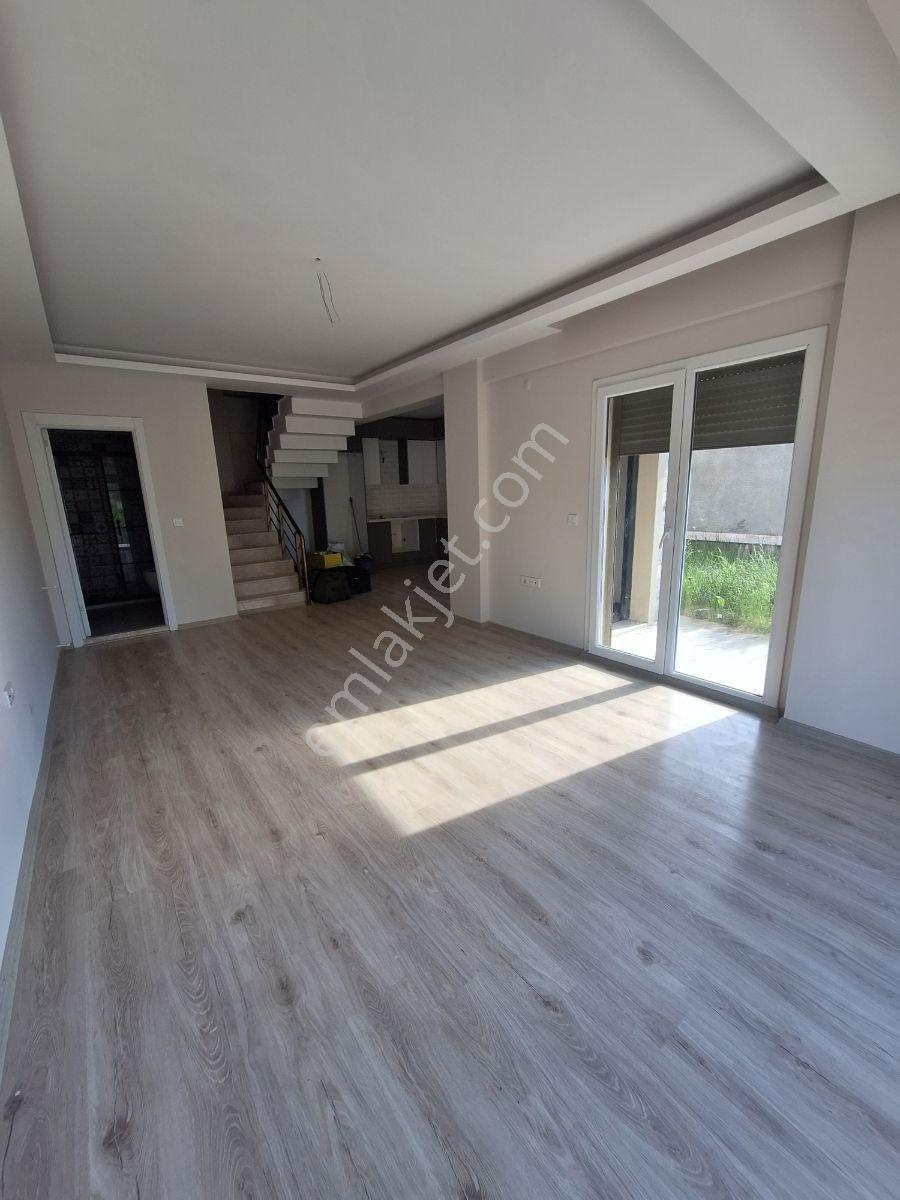 Foça Da Havuzlu Site İçinde Satılık 2+1 Bahçe Katı - Görsel 12