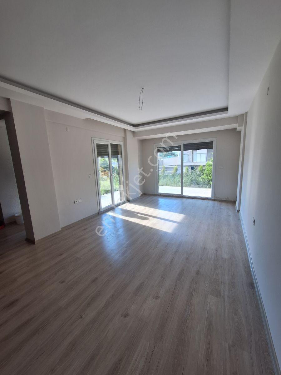 Foça Da Havuzlu Site İçinde Satılık 2+1 Bahçe Katı - Görsel 13