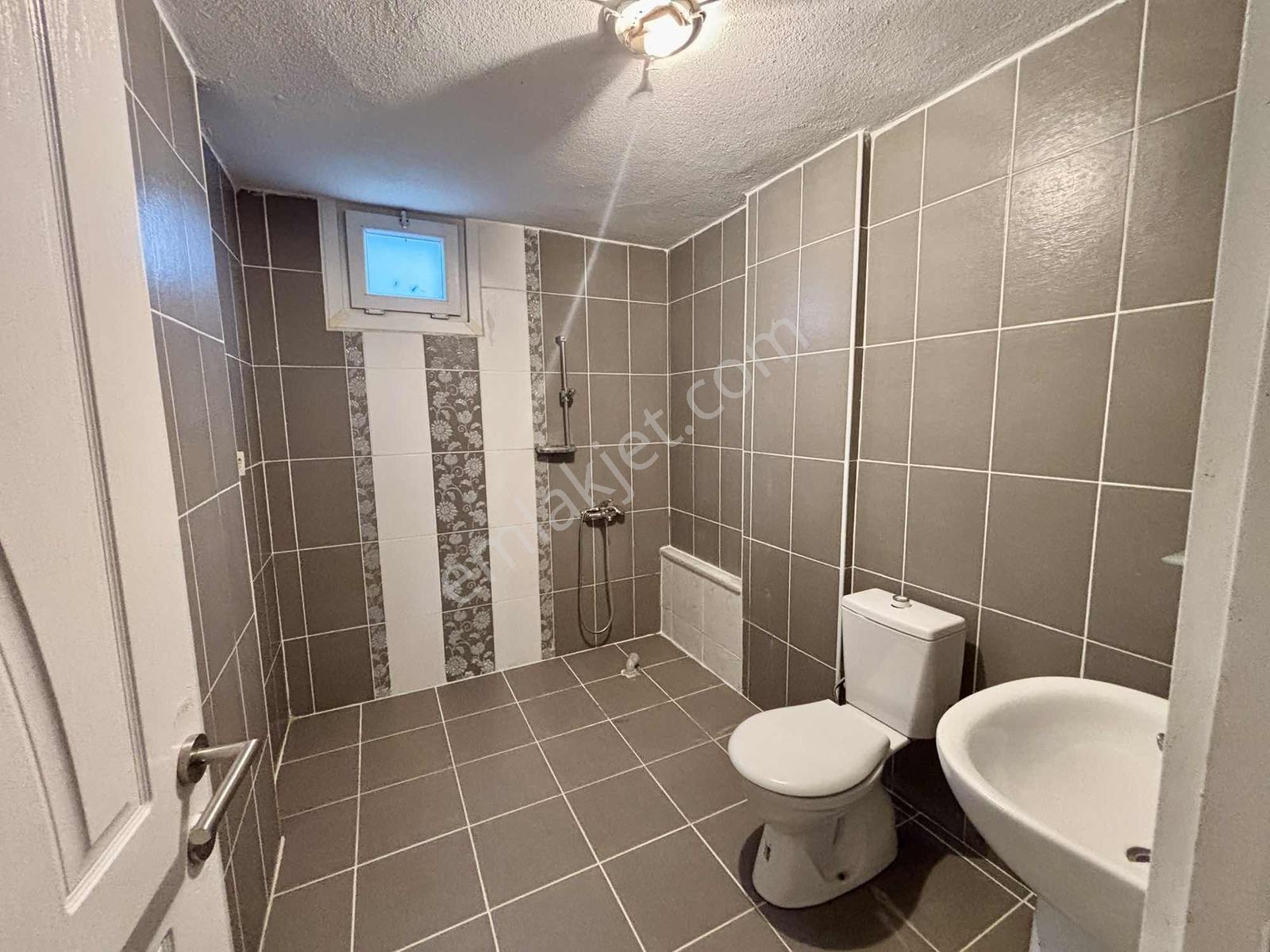 Geniş Ve Ferah 3+1 Kiralık Arakat Daire! - Görsel 11