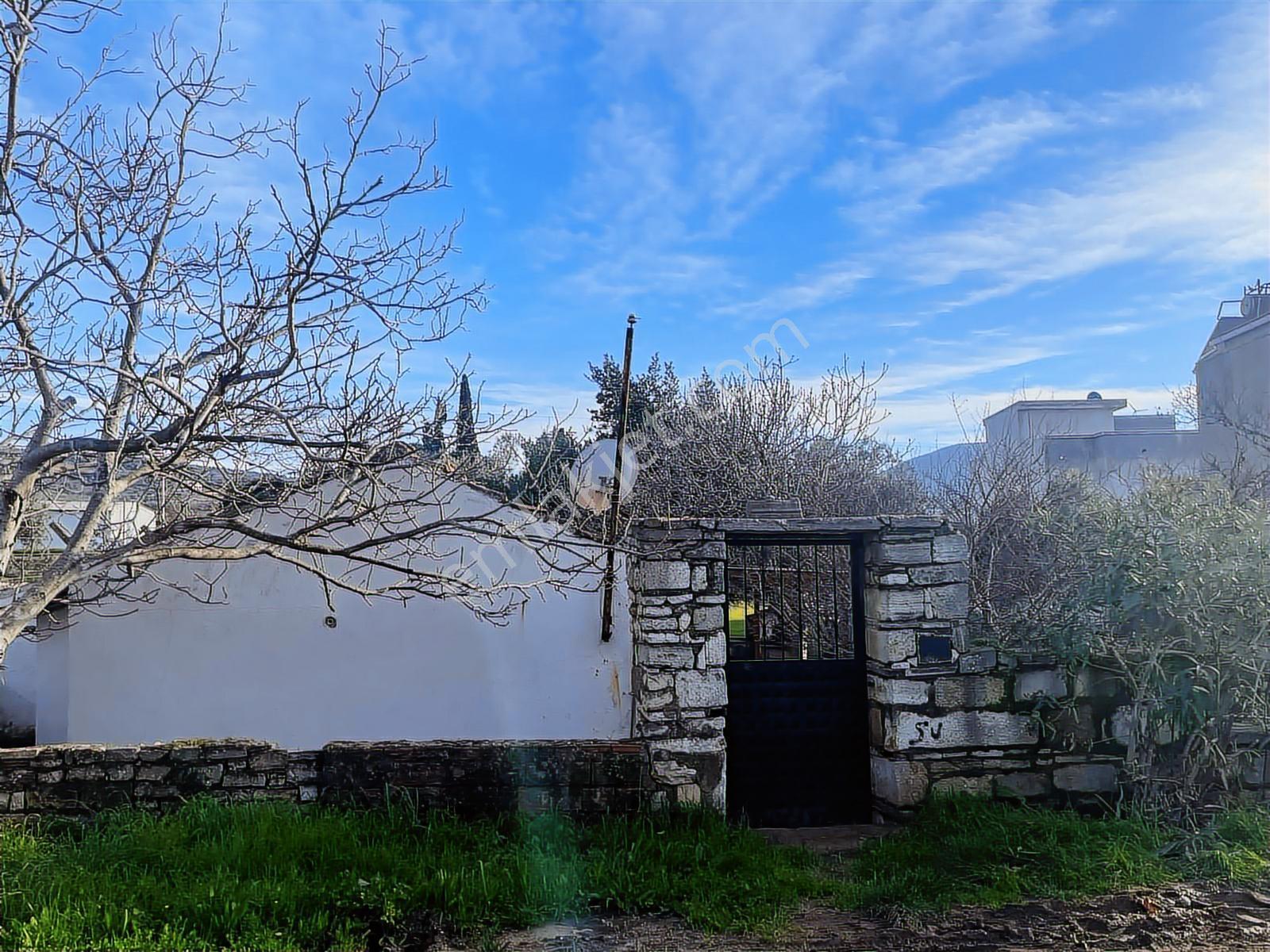 Yeni Foça Gencellide Anayola Cepheli Villa İmarlı Arsa - Görsel 15