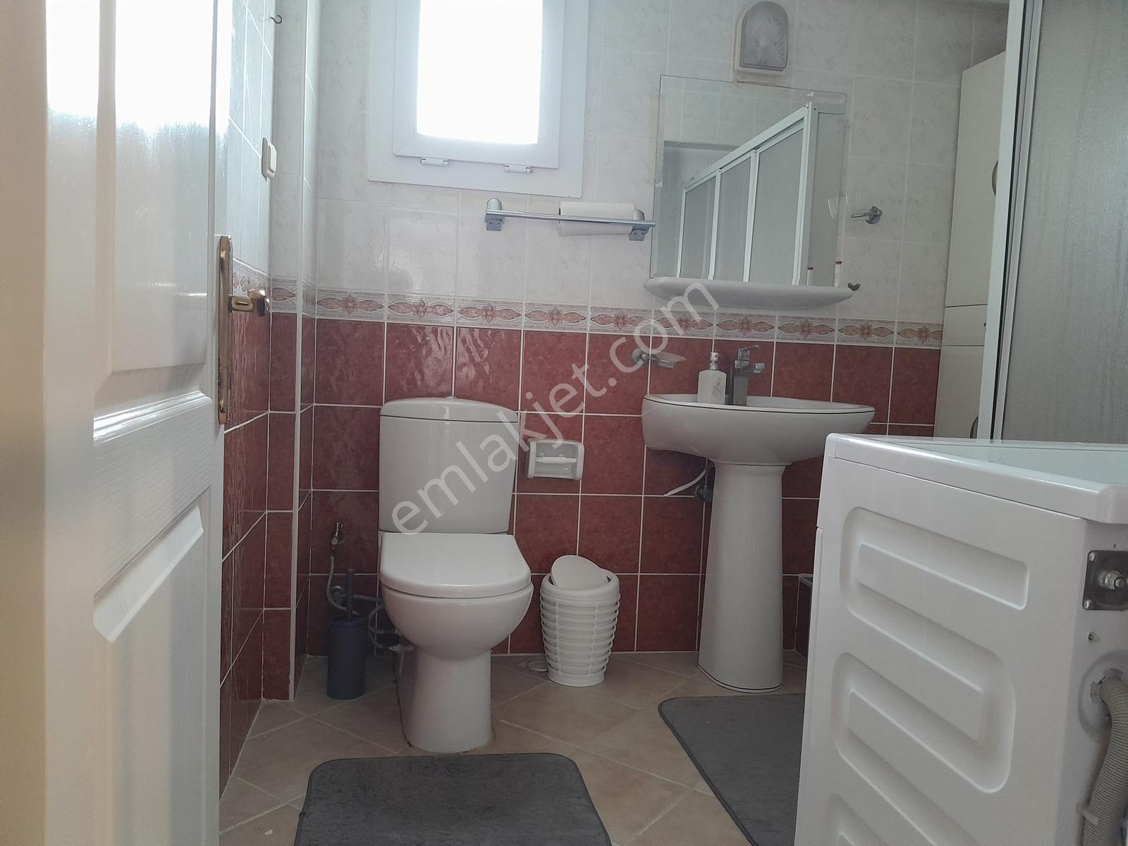 Yeni Foça Burunucu'nda Denize Sıfır Bahçeli Full Eşyalı Kiralık - Görsel 12