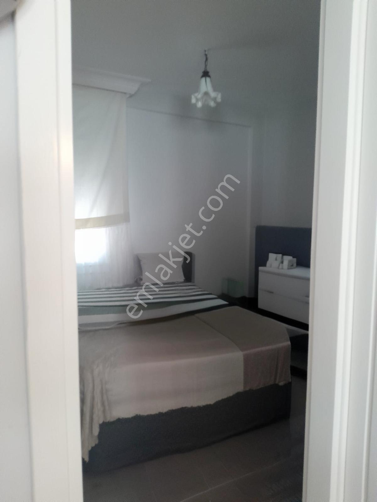 Yeni Foça Burunucunda Denize Sıfır Satılık Villa - Görsel 21