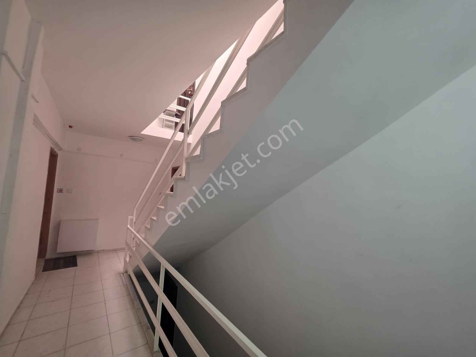 Sarımsaklı Merkez'de, Net 100m² Denize 500 Metre, Masrafsız 2+1 - Görsel 16