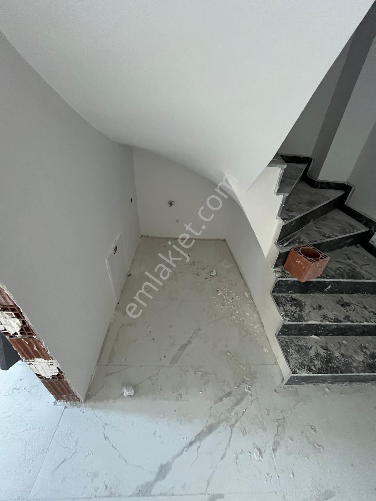 Asal Gayrimenkulden Satılık 2+1 Çatı Dubleks Daire - Görsel 8