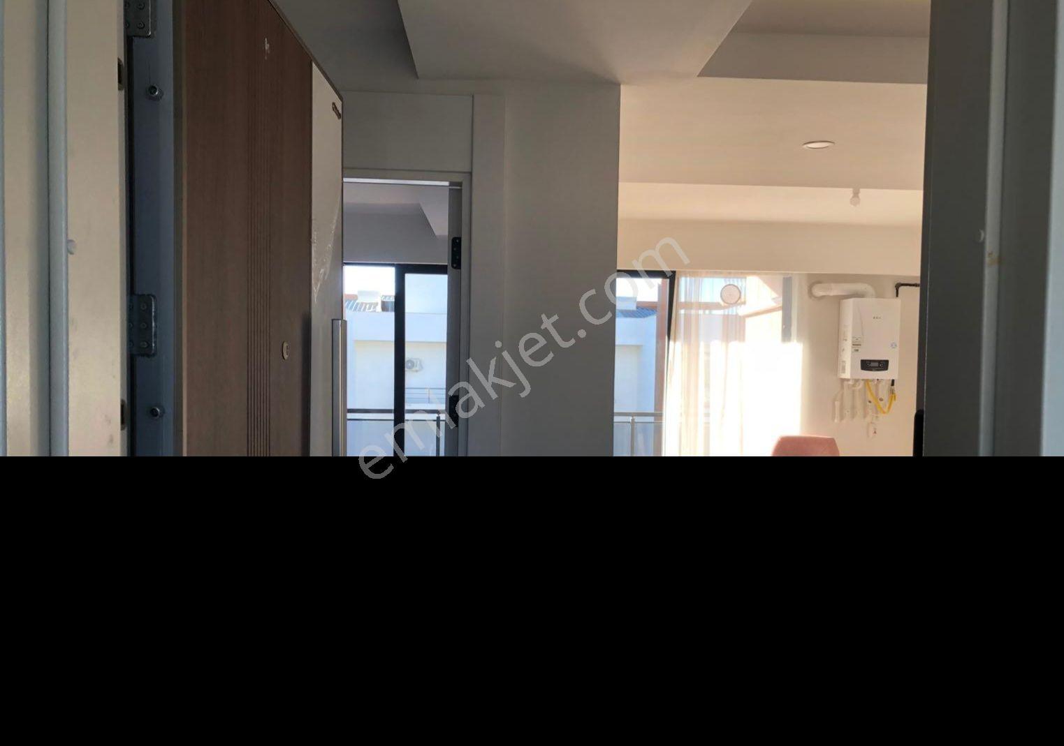 Eşyalı 1+1 Ara Kat, Doğalgazlı / Havuz Manzaralı / - Görsel 28
