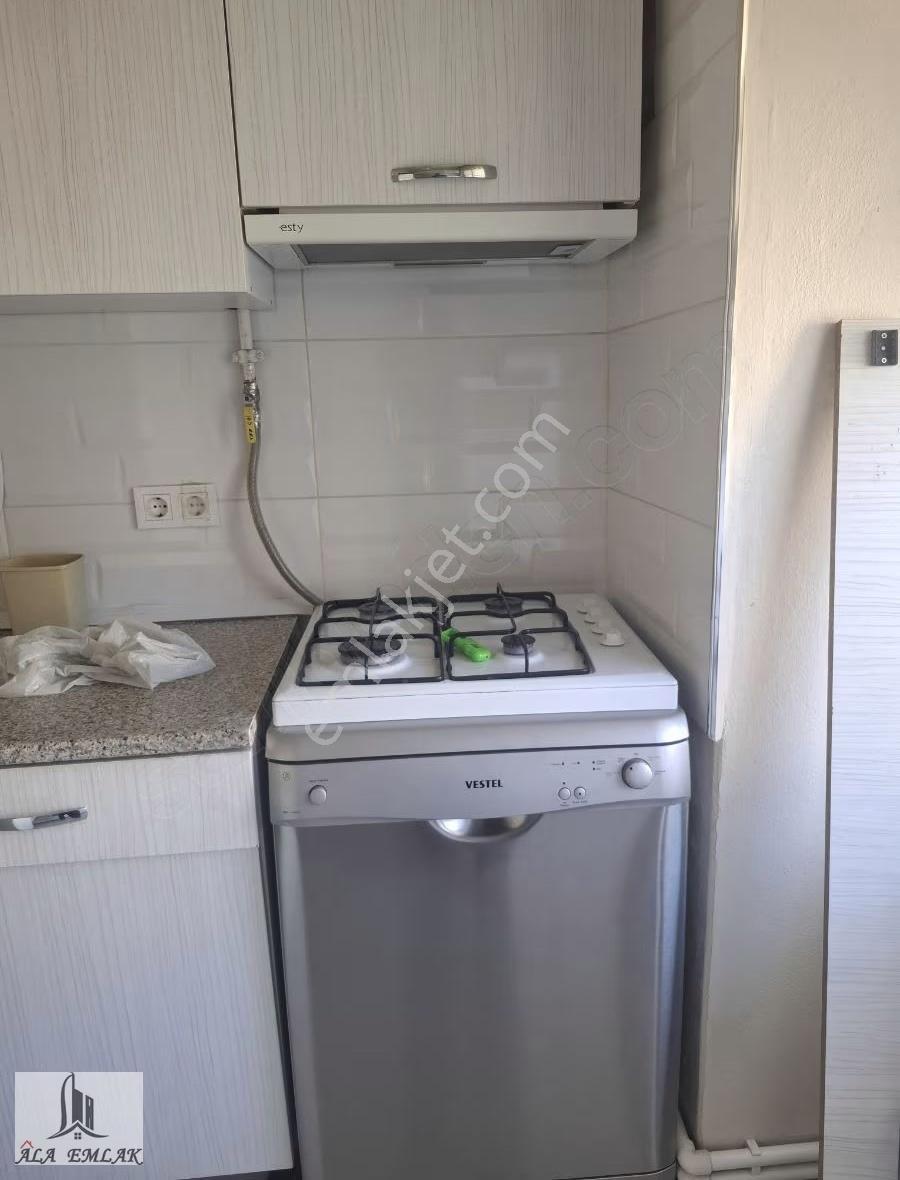 Esenyali Da Amrrikan Koleji Ve Katipçelebi Hastane Yakini - Görsel 5