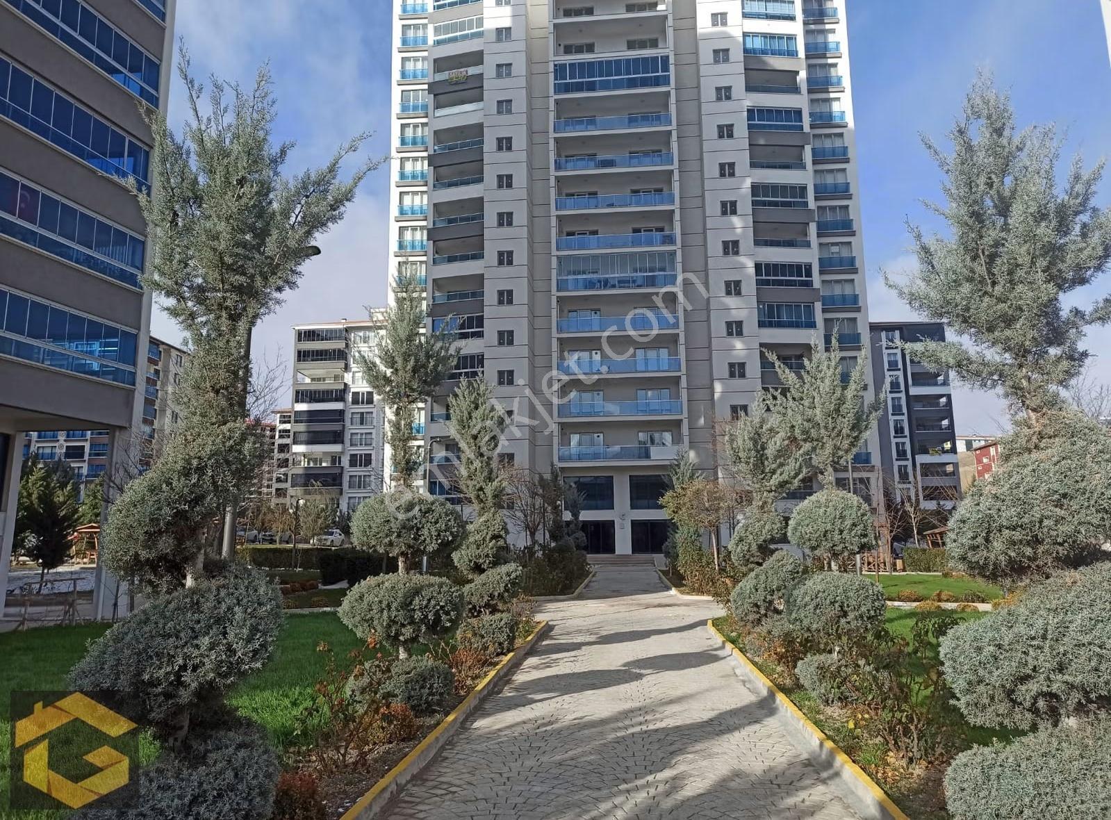 Pursaklar Saray'da Lüks 1+1 Kiralık Daire