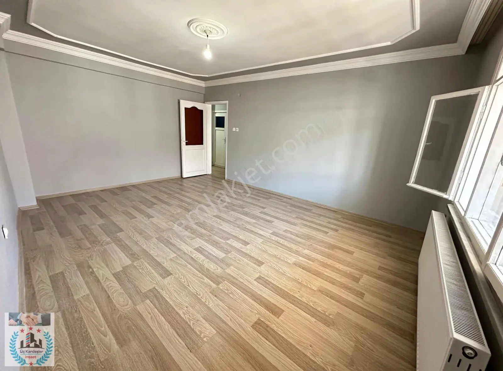 Üç Kardşler'den Malkoçoğlu Mah 2+1 120m² Masrafsz Balkonlu 3.kat