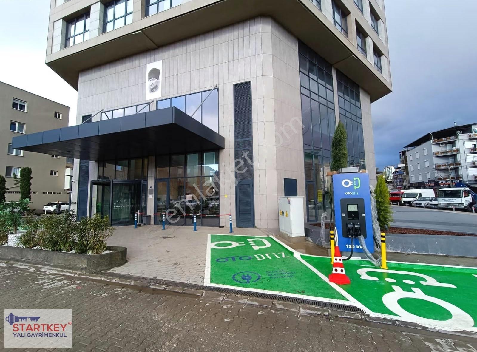 Bornova Rafet Paşa Varyant Tower Eşyalı Satılık 1+1 Daire - Görsel 8