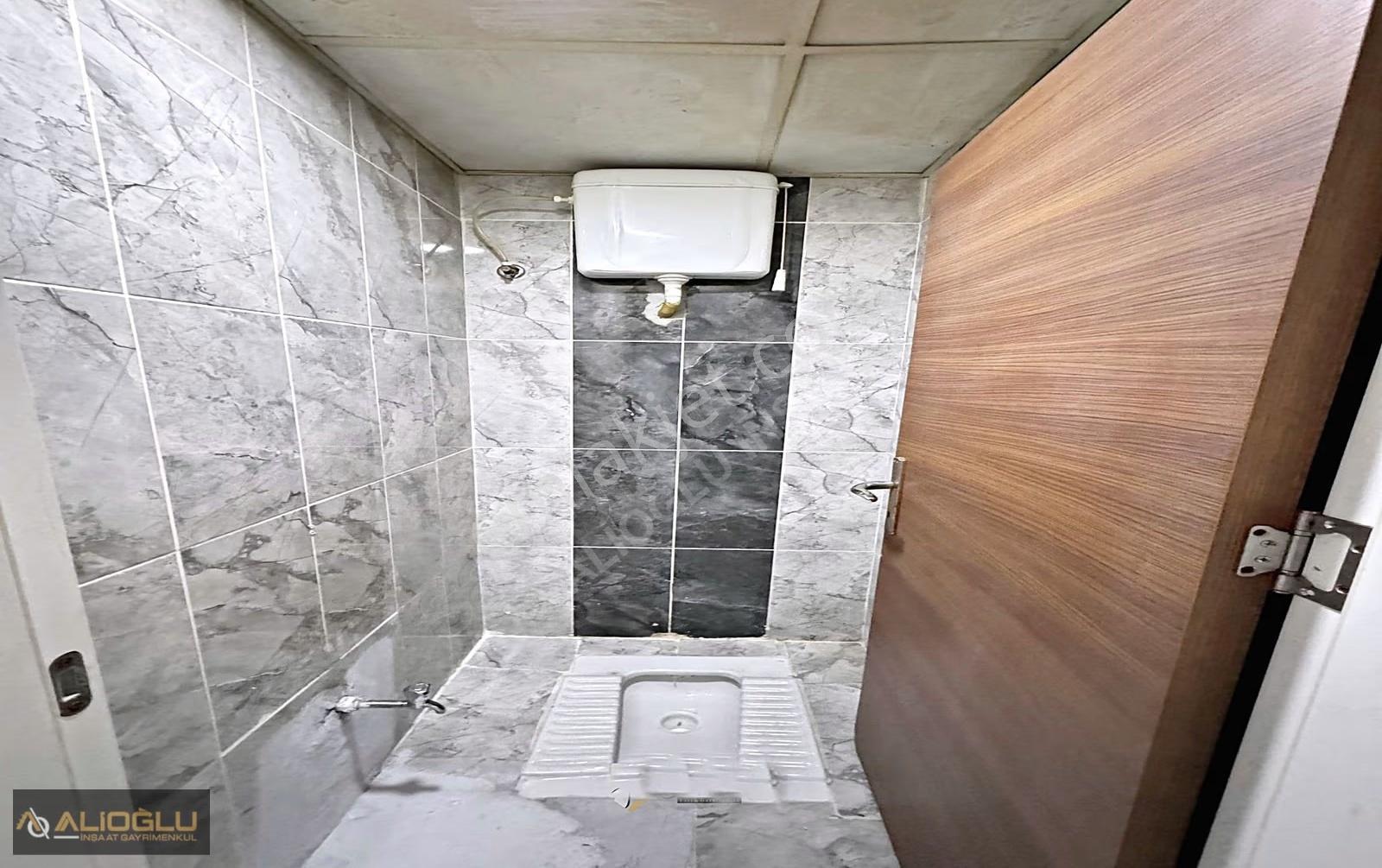 Butik Site İçi Ebeveyn Banyolu Kapalı Otoparklı Metrobüse 5 Dk - Görsel 5