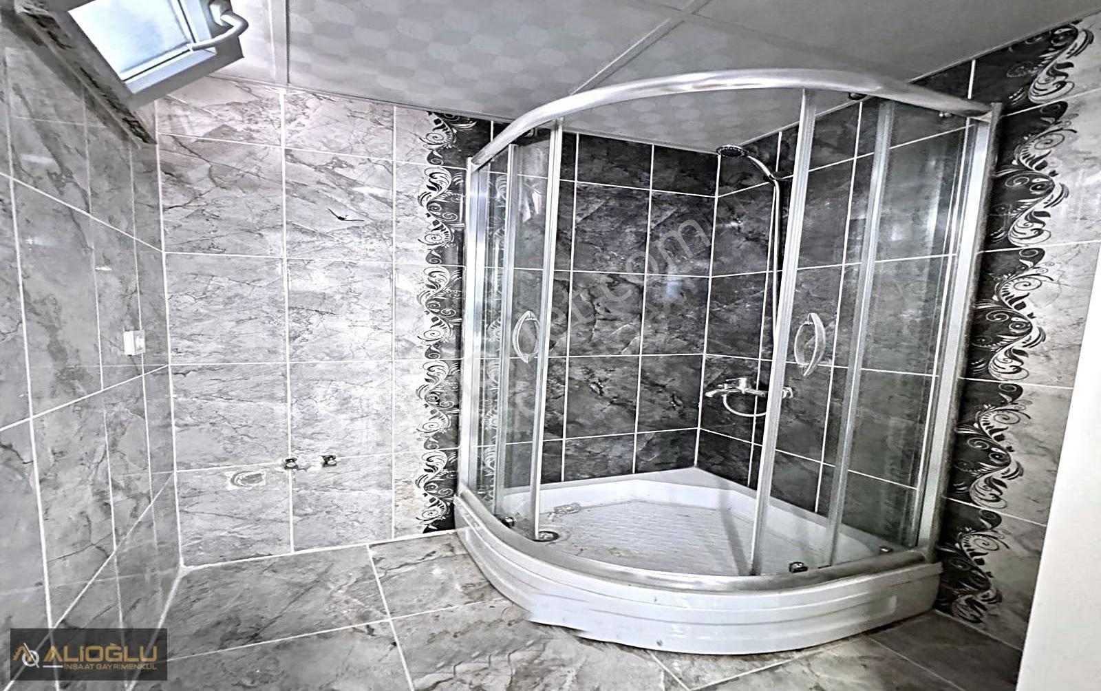 Butik Site İçi Ebeveyn Banyolu Kapalı Otoparklı Metrobüse 5 Dk - Görsel 23