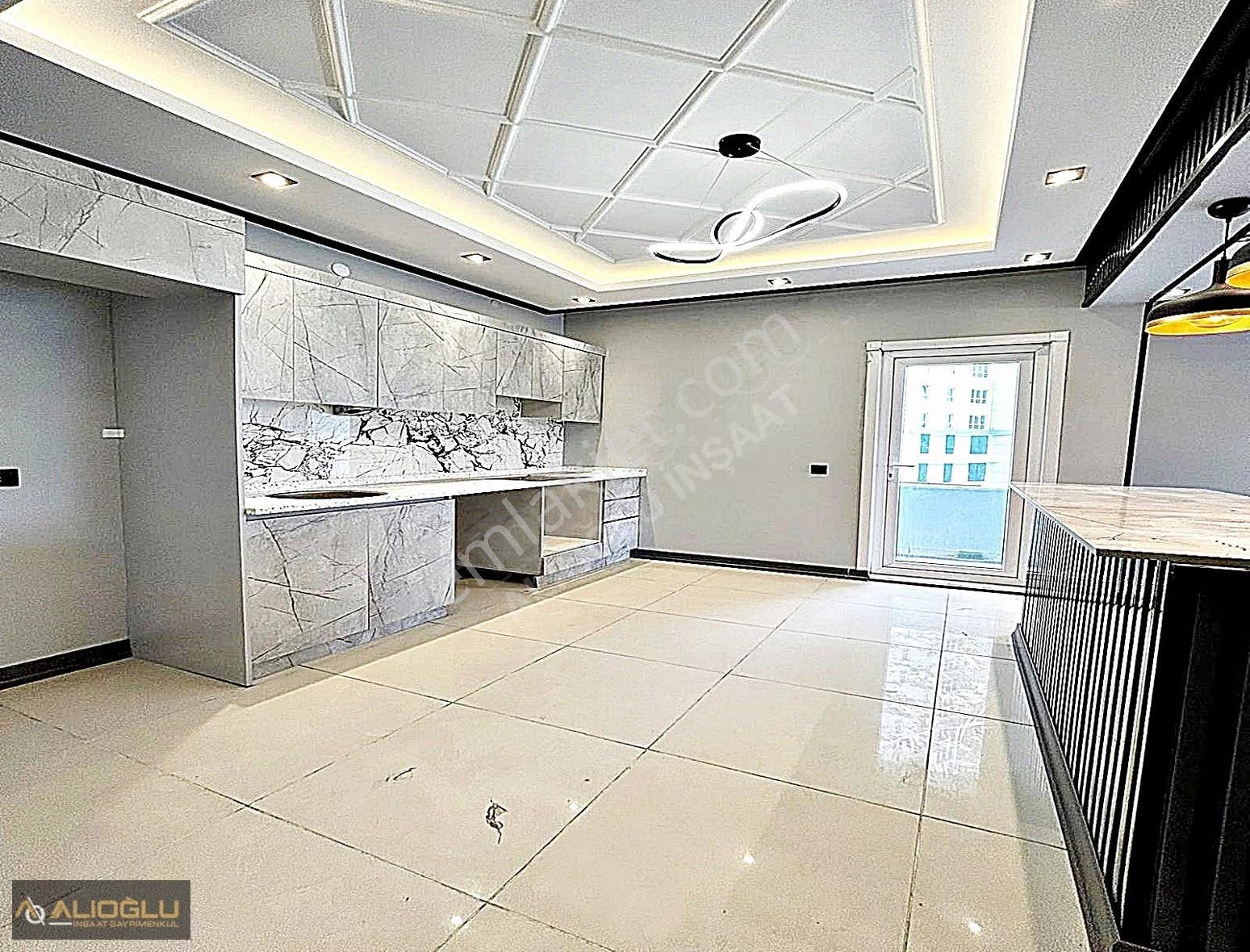 Metrobüse 10dk Tam Donanımlı Site İçi Ebeveyn Banyolu 3+1 120m2 - Görsel 20