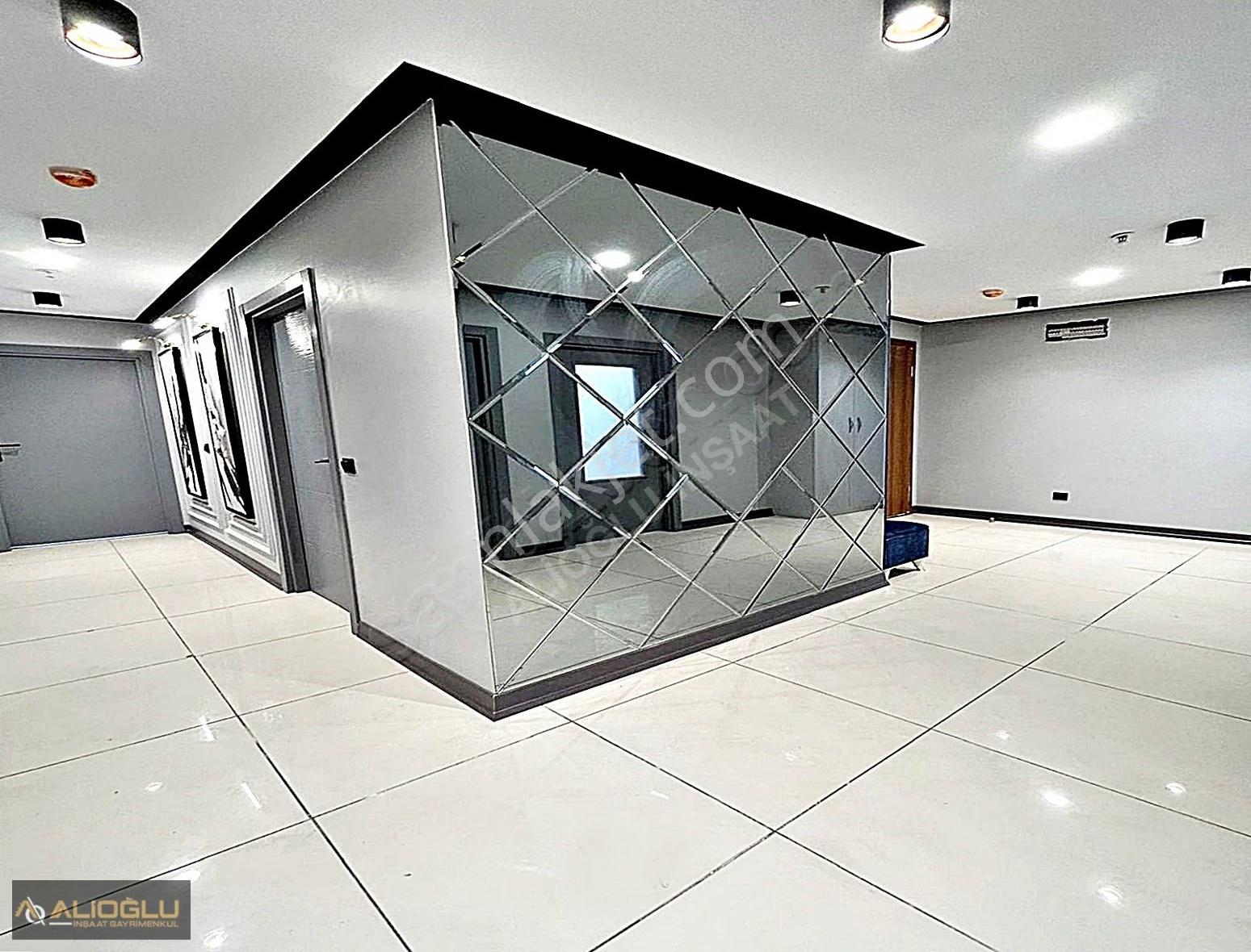 Metrobüse 10dk Tam Donanımlı Site İçi Ebeveyn Banyolu 3+1 120m2 - Görsel 27