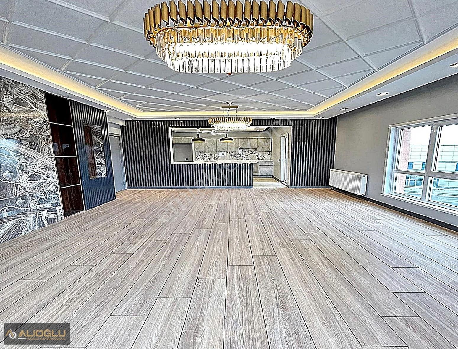 Metrobüse 10dk Tam Donanımlı Site İçi Ebeveyn Banyolu 3+1 120m2 - Görsel 13
