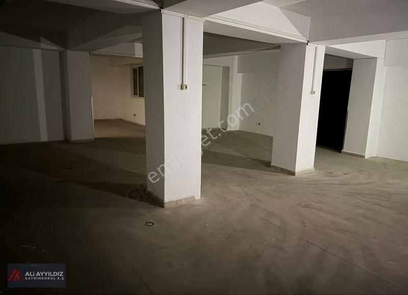 Atisan Sanayi Sitesinde 1340 M2 Satılık Dükkan - Görsel 8