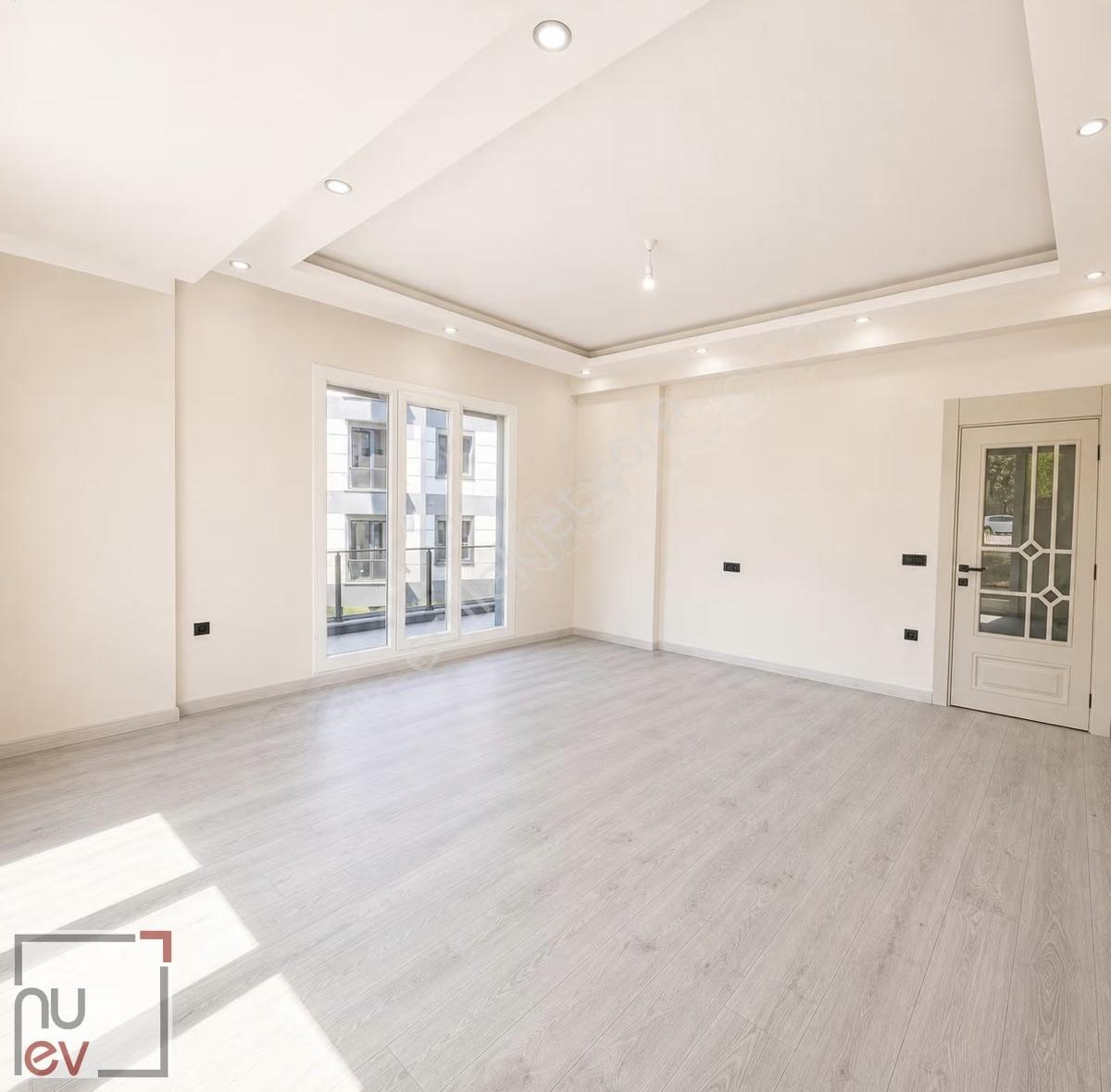 Beylikdüzü'nde Havuzlu Site İçi Geniş M2 3+1 - Nuev - Görsel 9