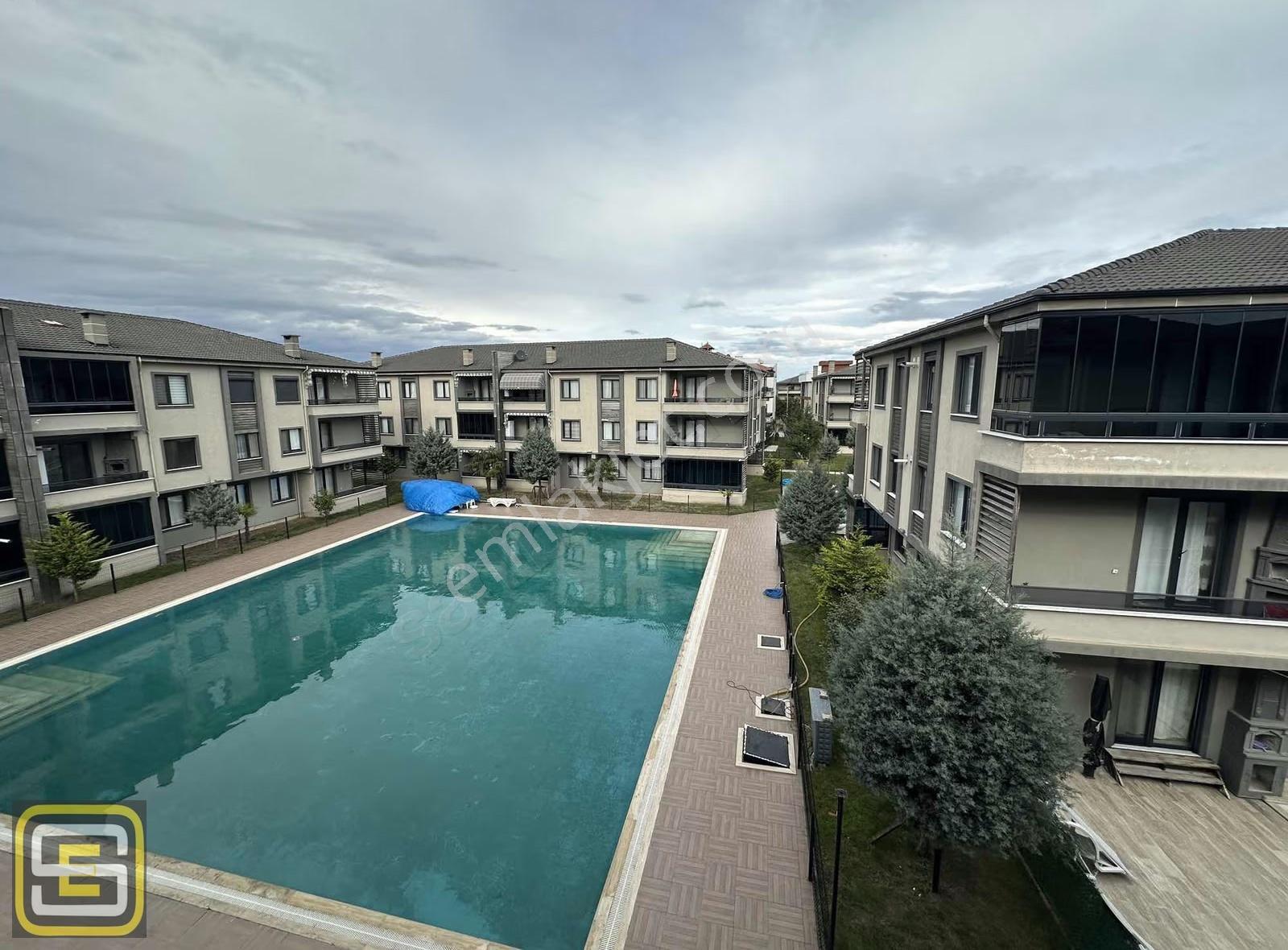 Karasu'da Havuzlu Site İçerisinde Ara Kat 1+1 60 M2 Yazlık - Görsel 24
