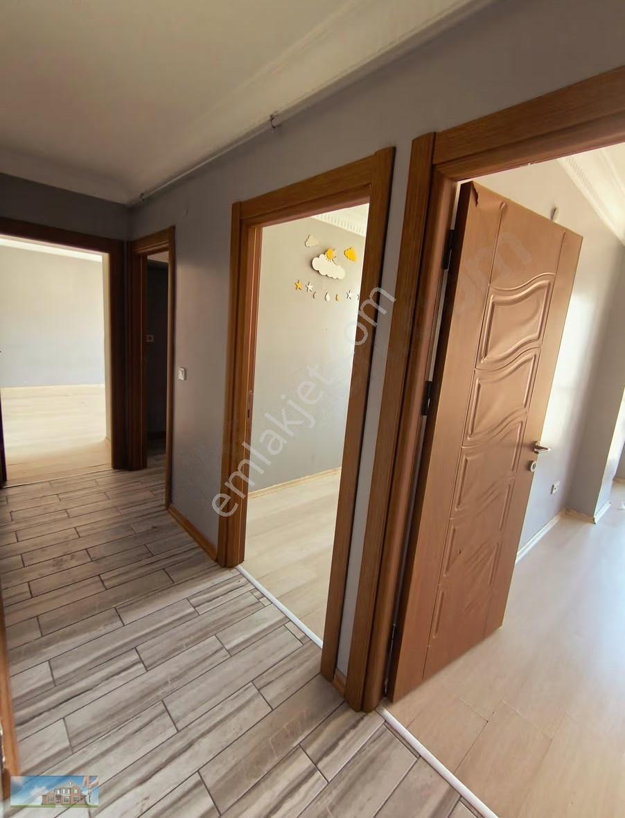 Barış'tan Boğaziçi'nde Manzaralı Ön Cephe Kiralık Daire - Görsel 9