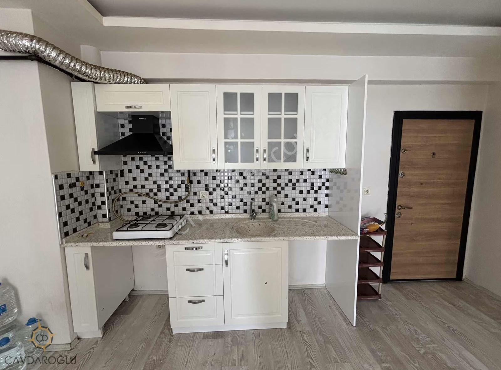 Atakumda Atatürk Bulvarına Cephe Kiralık 1+1 Daire - Görsel 15