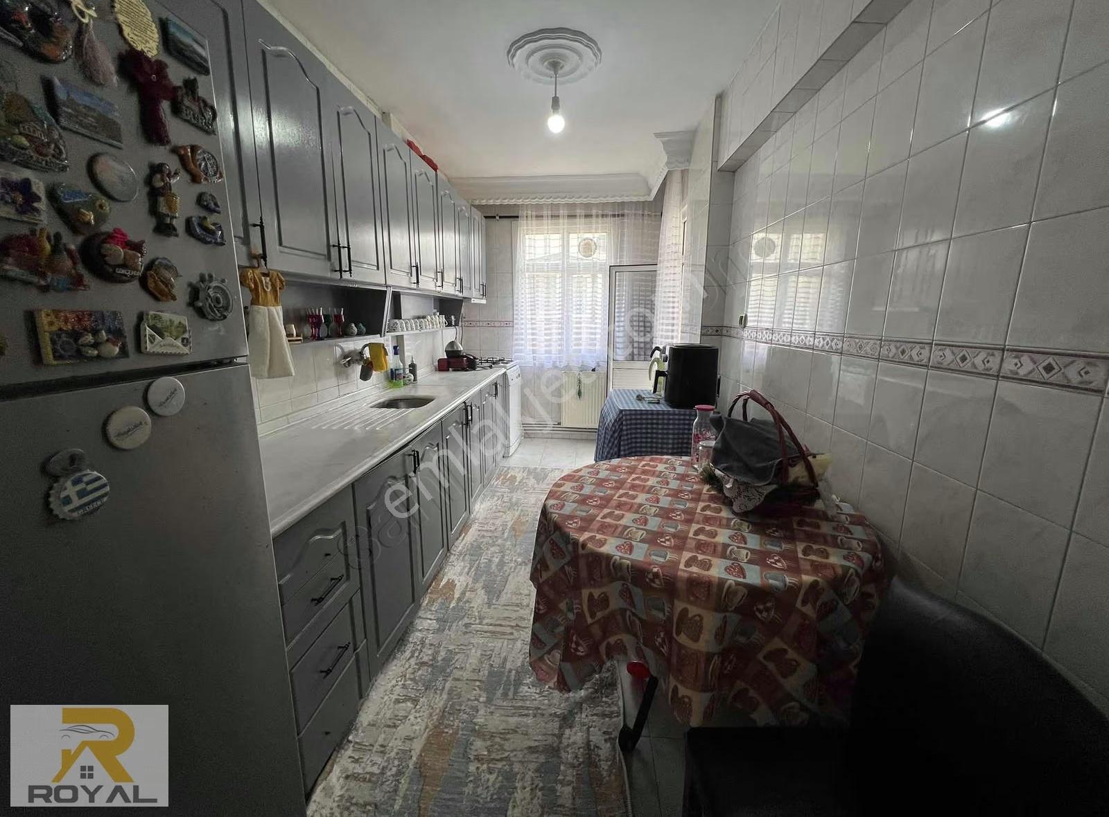 Cumhuriyet Mah 3+1 Yüksek Hisseli 130 M2 Ara Kat Daire - Görsel 25