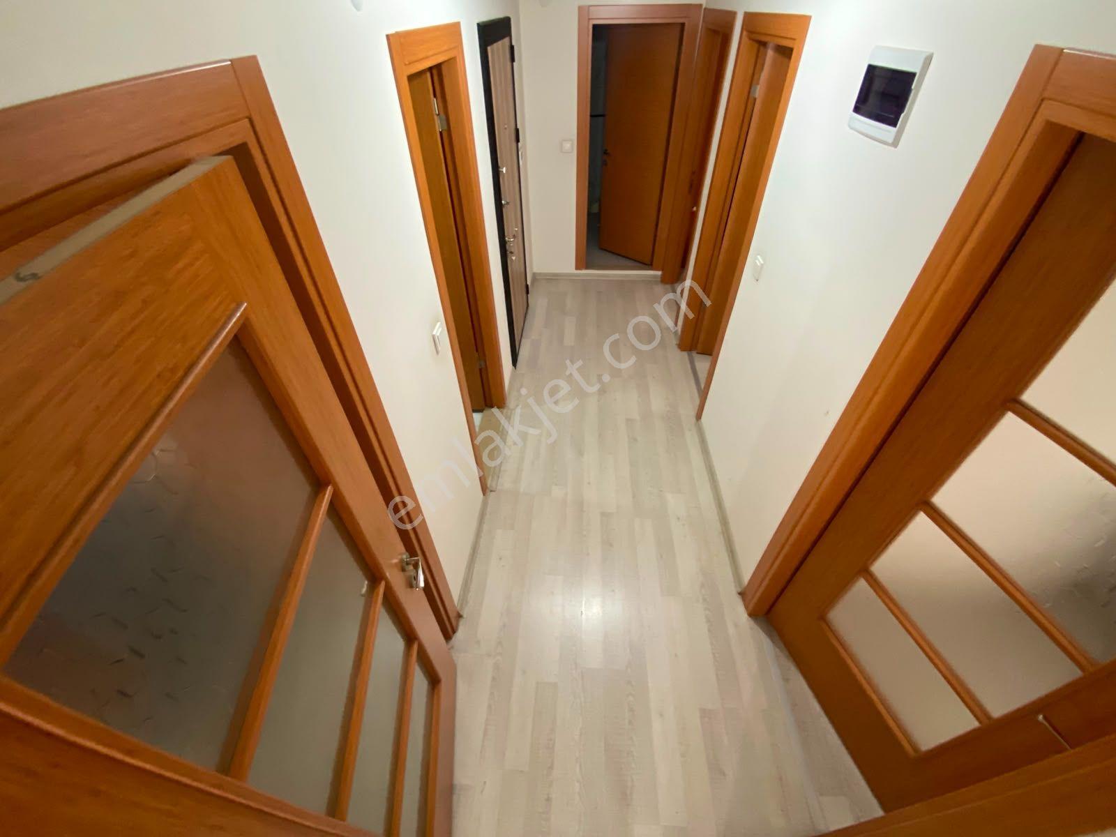 Köşklüçeşmenin En Değerli Bölgesinde Satılık Ferah 3+1 Daire - Görsel 25
