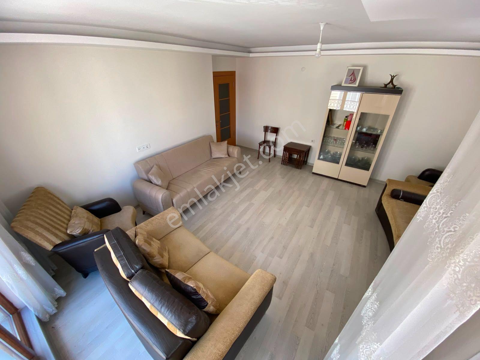 Köşklüçeşmenin En Değerli Bölgesinde Satılık Ferah 3+1 Daire - Görsel 2