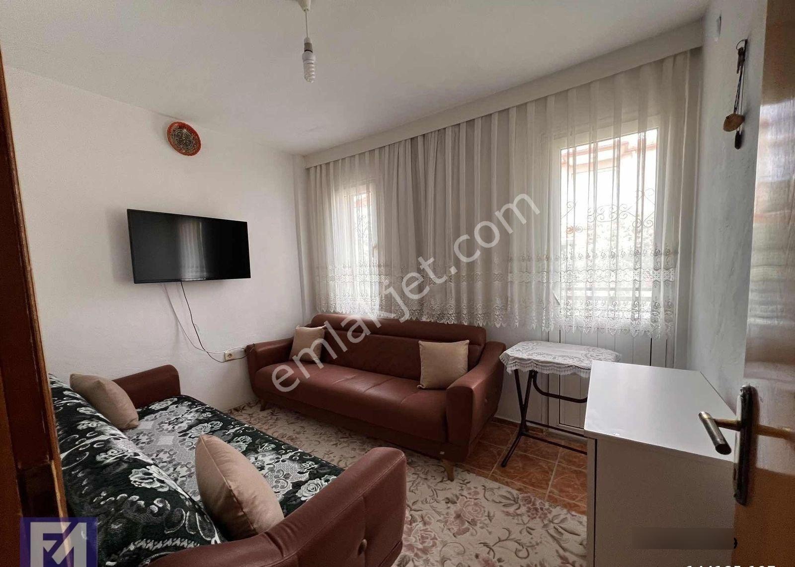 Eskifoçada Satılık Müstakil Kullanımlı Dubleks Villa - Görsel 10