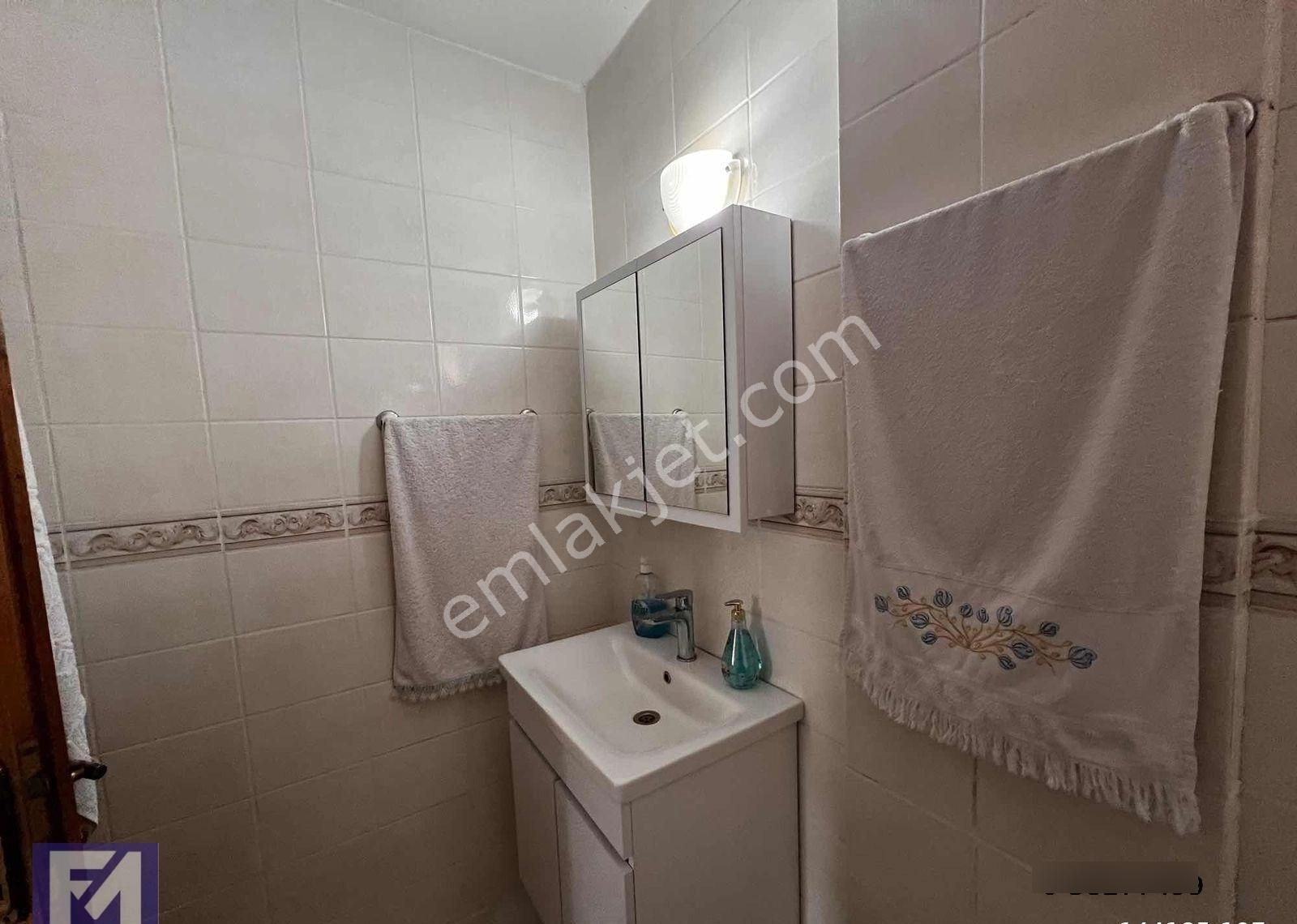 Eskifoçada Satılık Müstakil Kullanımlı Dubleks Villa - Görsel 30